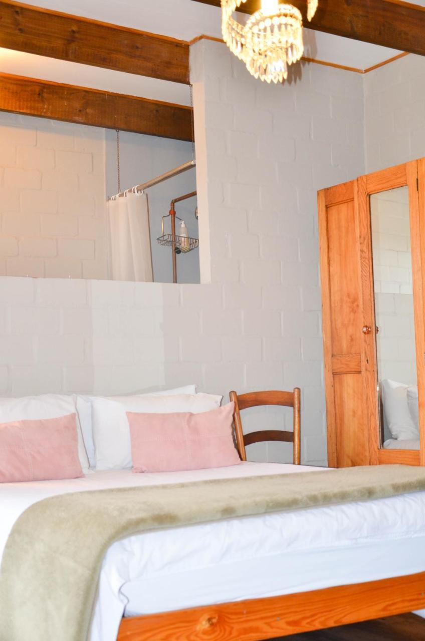 The Stables Accommodation Langebaan Esterno foto
