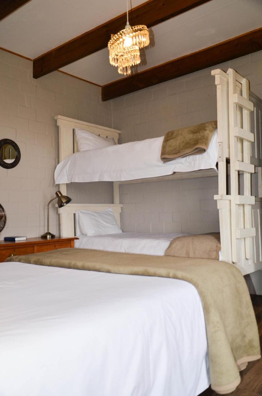 The Stables Accommodation Langebaan Esterno foto